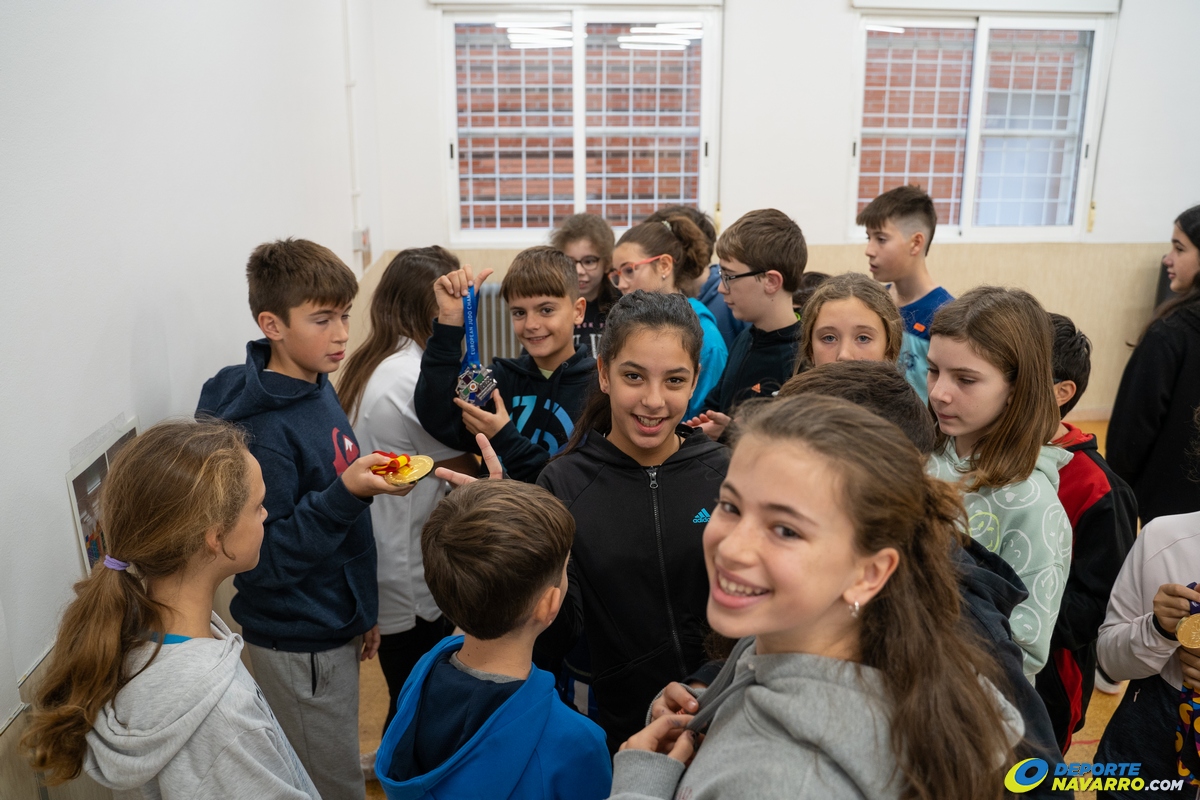 Ariane Toro - charla en la ikastola Sanduzelai de Pamplona 17-12-22